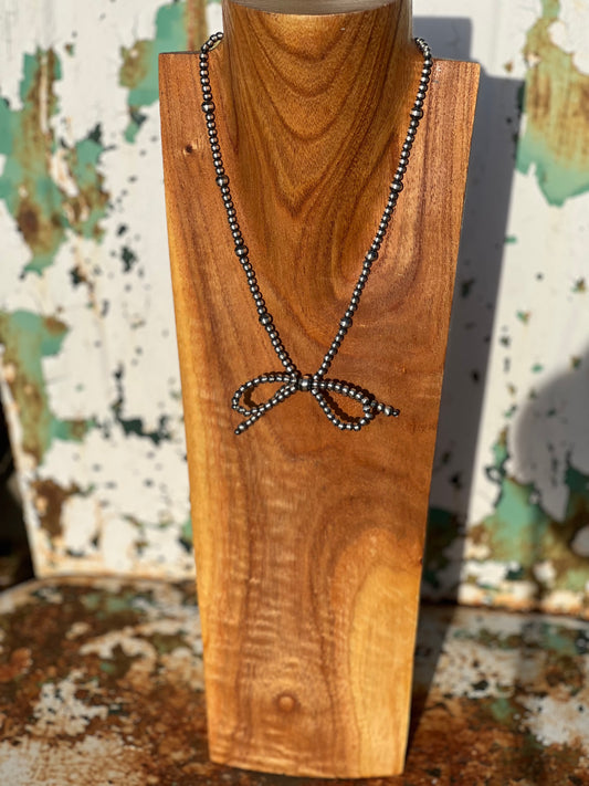 Navajo Pearl Bow Necklace