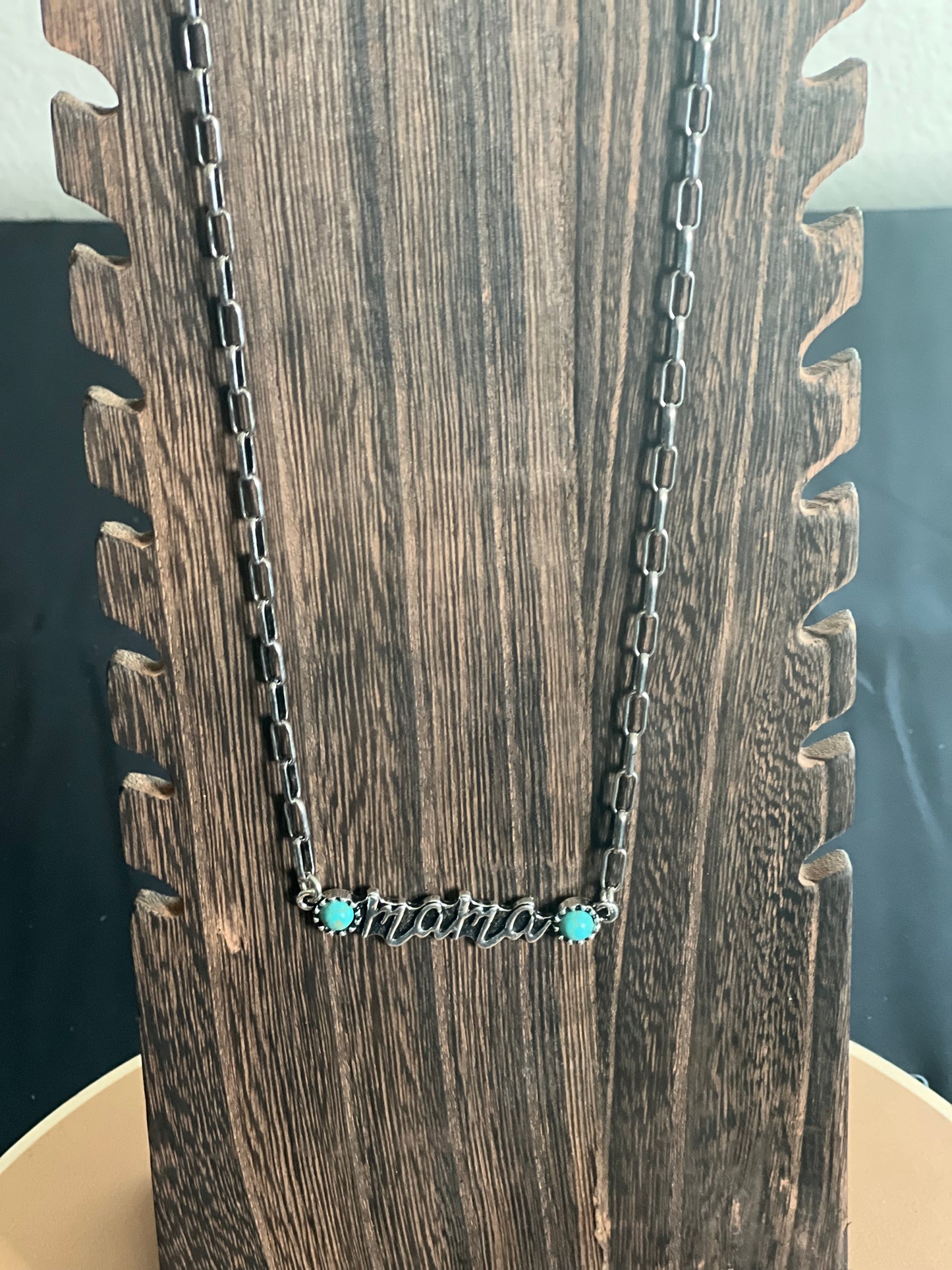 Mama Necklace